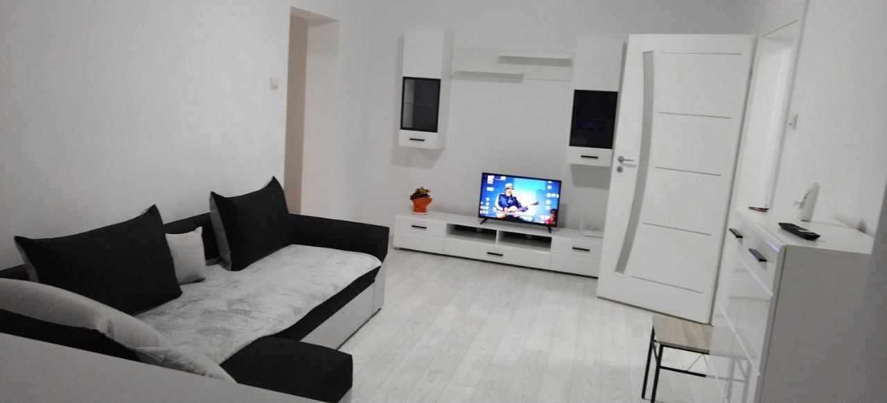 Apartament Apartament Jassy Zewnętrze zdjęcie